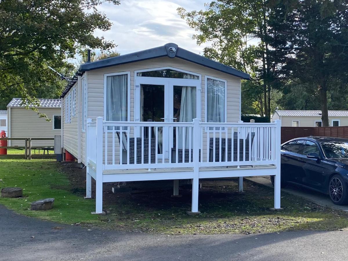 Prestige Static Caravan On 5 Star Holiday Park Cheswick  ภายนอก รูปภาพ