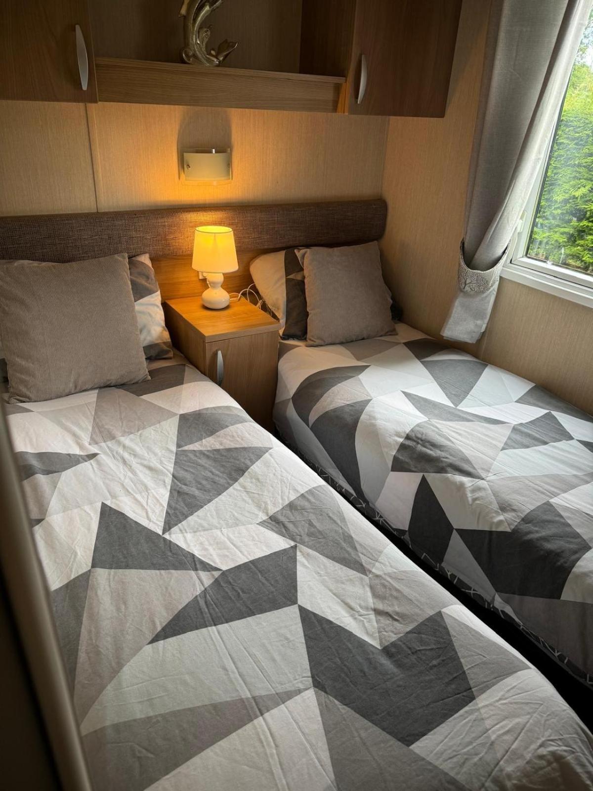 Prestige Static Caravan On 5 Star Holiday Park Cheswick  ภายนอก รูปภาพ